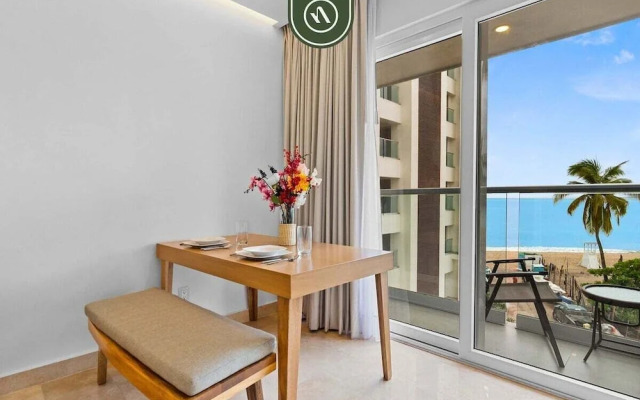 Brand New Oceanview Studio - Pools - Beach - Gym