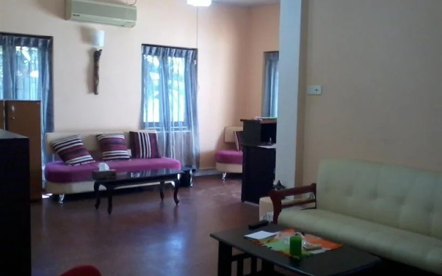 Sachal Mir Bed&Breakfast