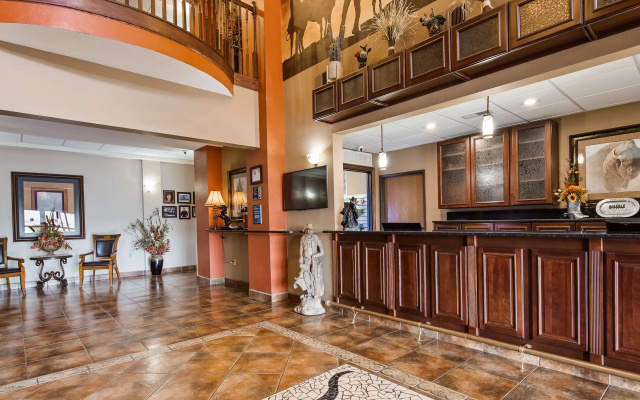 Best Western Plus Country Inn & Suites