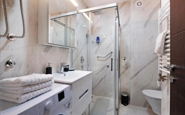 Central SPA Galaxy Apartment