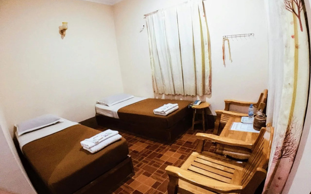 Pinlon Pann motel