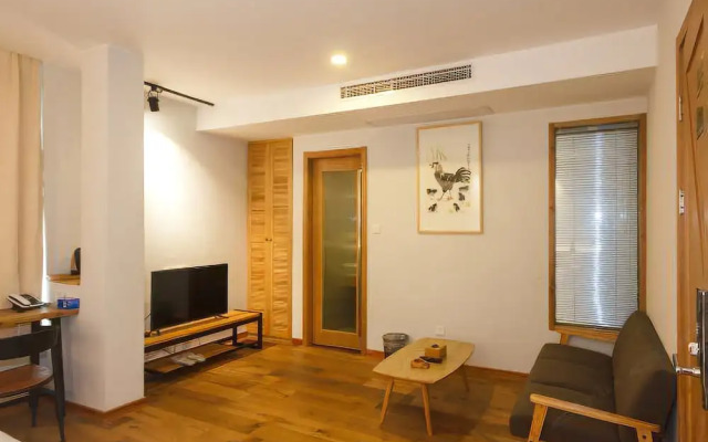 Yue Love Hotel