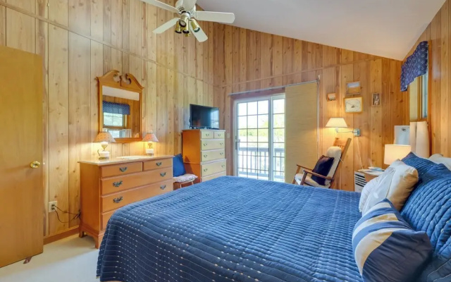 Deck w/ Water View: Coastal Escape Near P-town!
