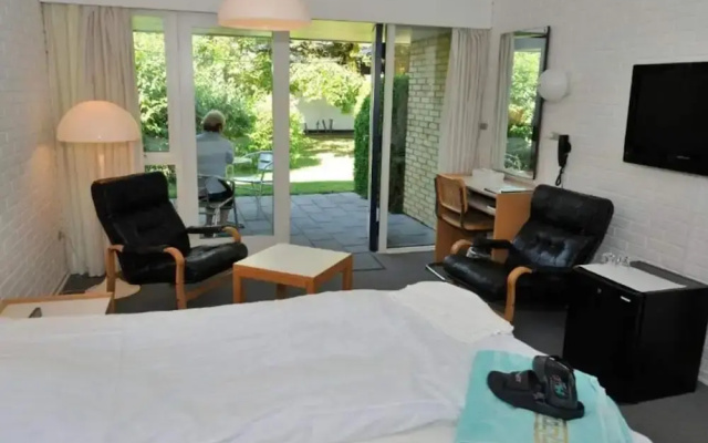 Holiday Home With pet Friendly Amenities-by Traum