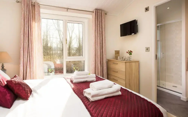 Waternook Lodge