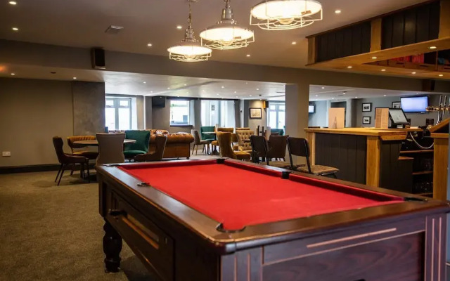 2Br Lodge - Pool - Fireplace - Petsok - Parking