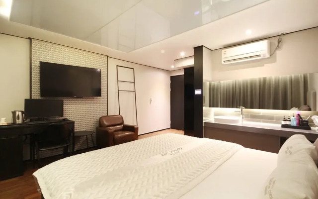 French Code Hotel