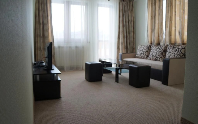 Family Hotel KrisBo