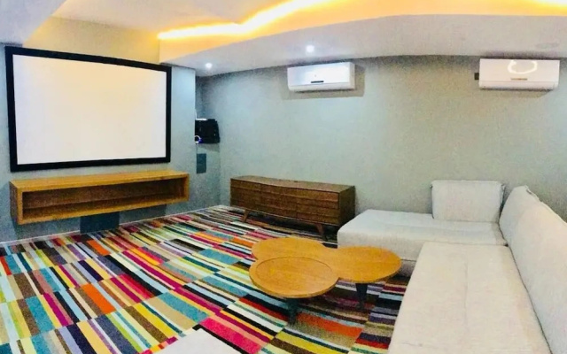 The City by Xlieva Apartment Within a Condo-hotel