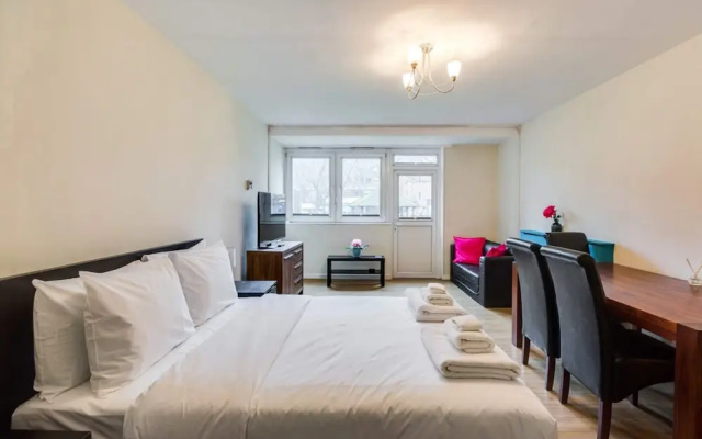 Bright Studio Near Borough and The Shard
