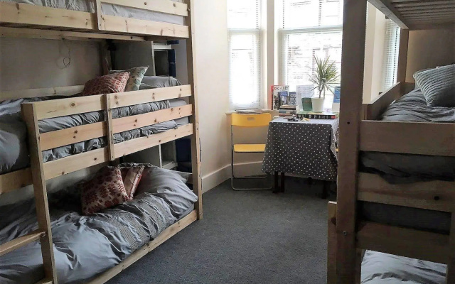 CellB - Hostel