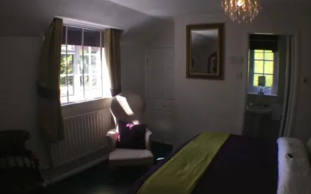 The Chestnuts Guest House