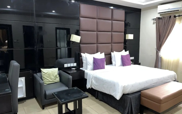 Dwell Luxury Apartments