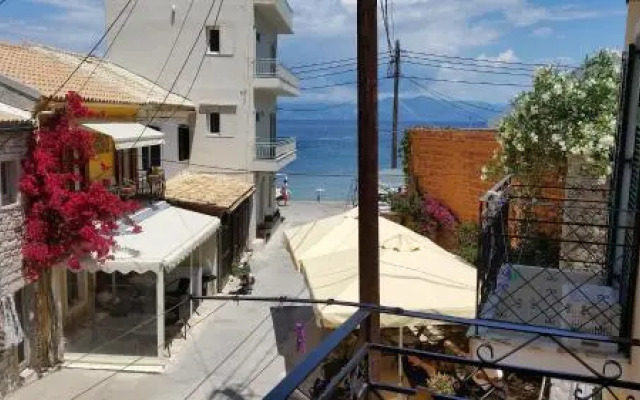 Evis Maisonette