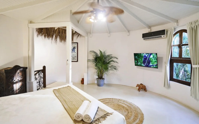 Paradise Beach Lodge