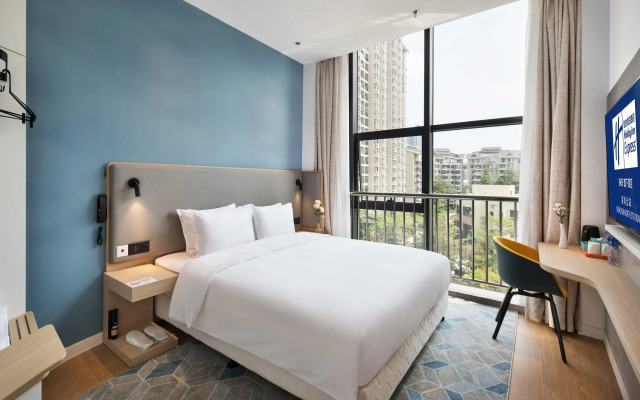 Holiday Inn Express Shenzhen North Station by IHG