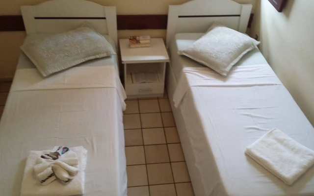 Escuna Praia Hotel