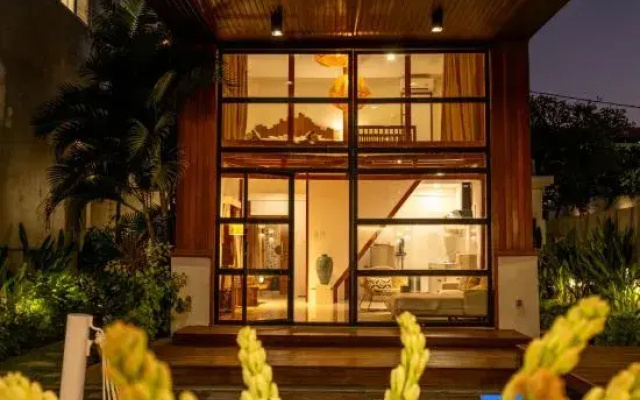 Stylish Tropical Villa 2 Br , Canggu , 400m To Finn Beach