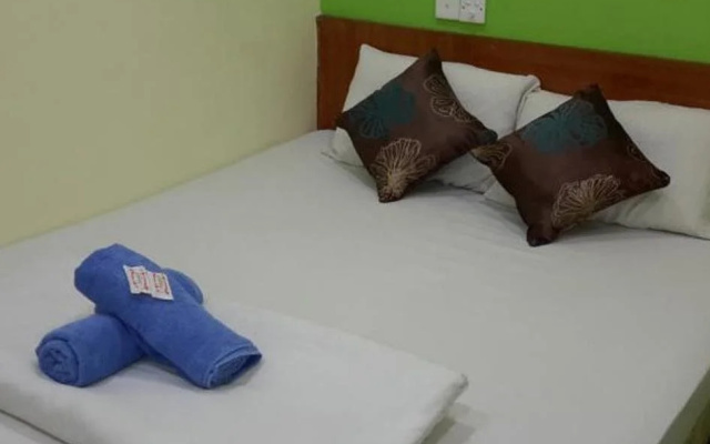 Hotel 168