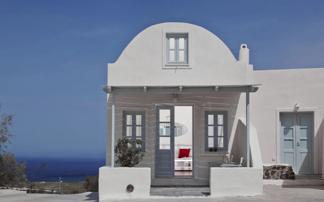 Oia Suites