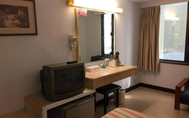 Goshen Hotel