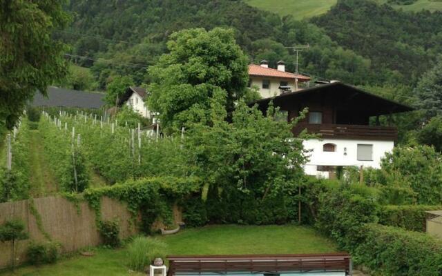 Отель Pension Lärchenhof Натурно вид на фасад