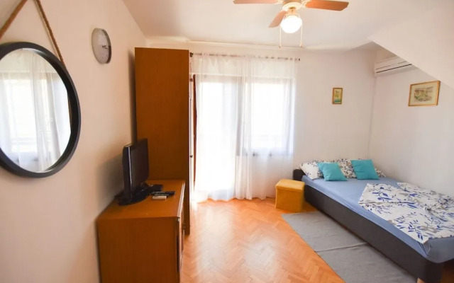 Room Vesna
