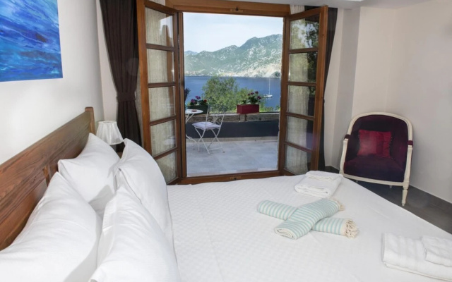 Cozy Room With Mesmerizing View in Selimiye