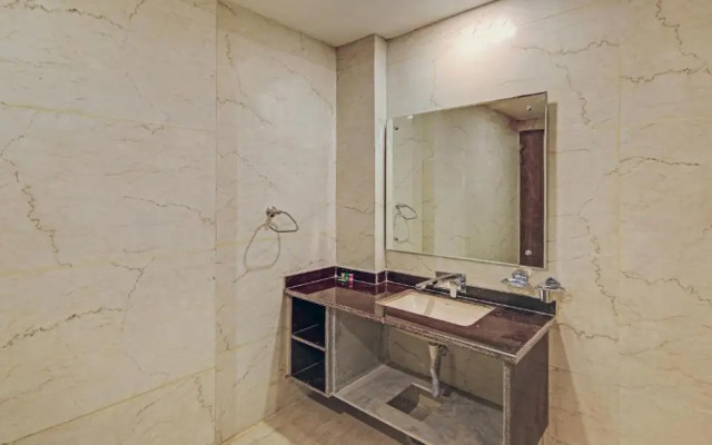 SG Grand by Treebo Hotels