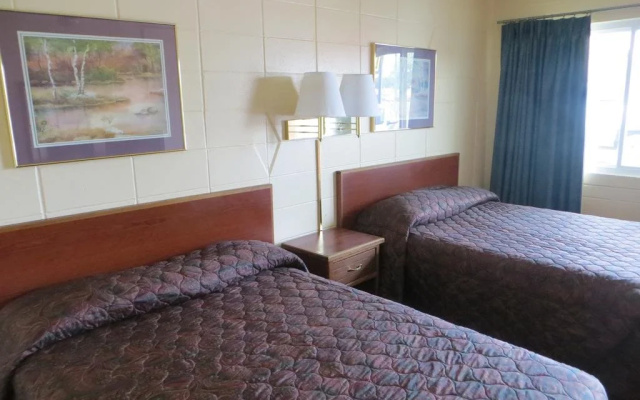 Deluxe Inn - Council Bluffs