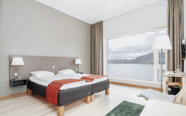 Wood Hotel by Frich's