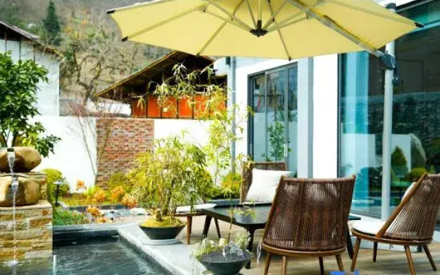 Mulin Forest Zhaoxi Hot Spring Homestay