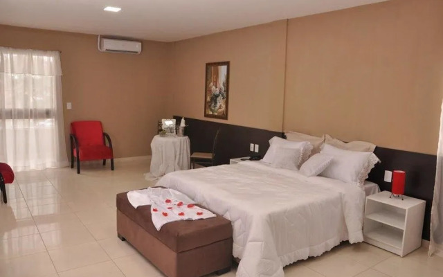 Lacazzona Hotel