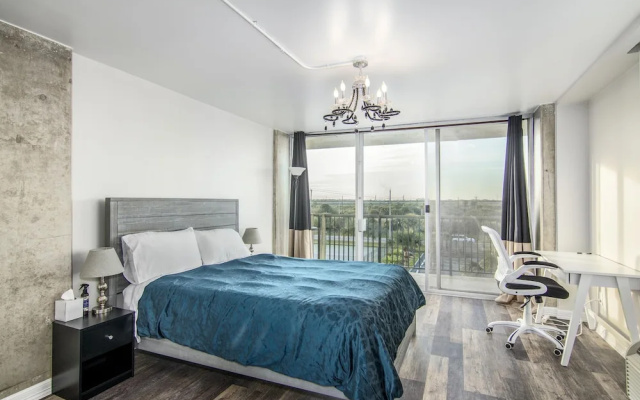 Islander East Miniums #216 2 Bedroom Condo