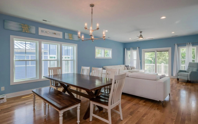Paradise Pointe by Oak Island Accommodations