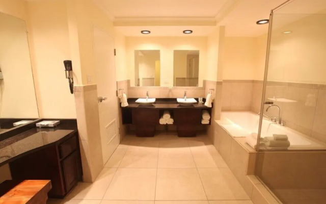The Crown House Hotel
