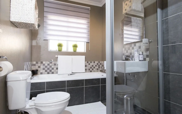 3 Lux Suites