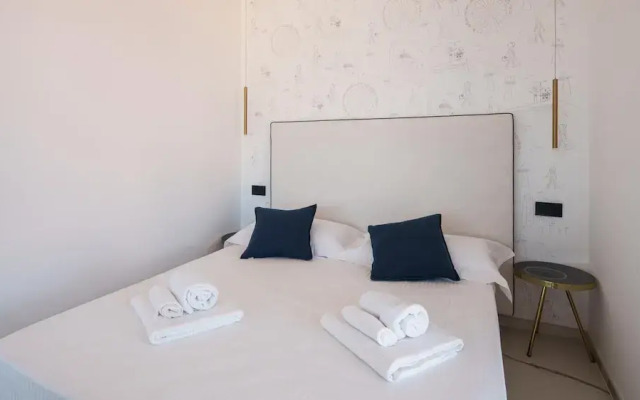 Welcomely - Light Room Vista Citt - Aznavour