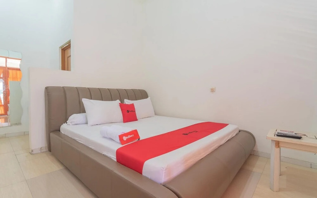 Batu Apung by RedDoorz