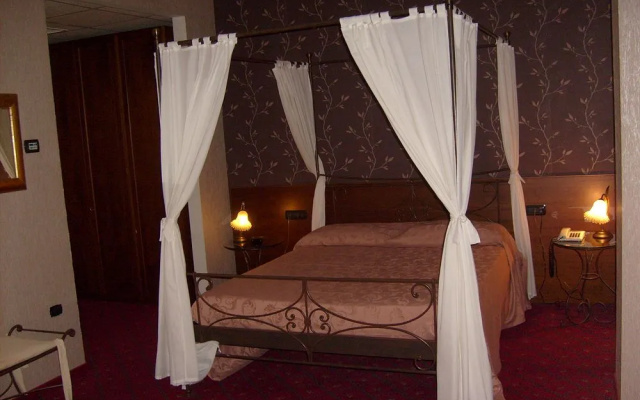 Hotel - Motel Flower