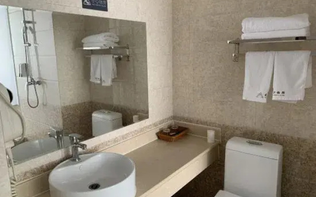 Mansabuse Hotel (North China Shoe City)