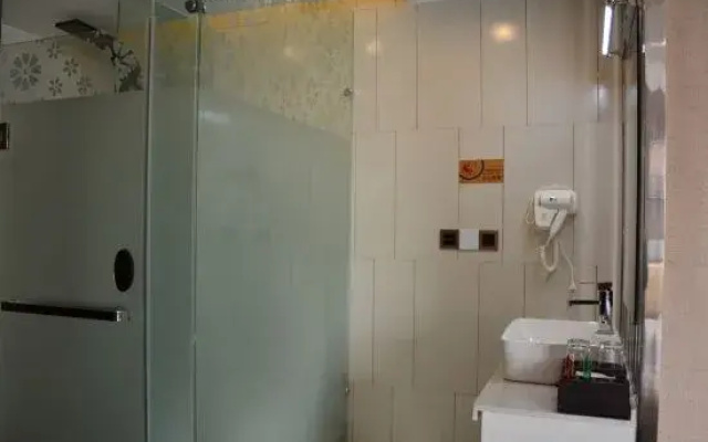 Lanzhou Huayu Business Hotel