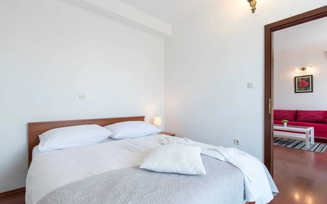 Holiday Home in Podstrana Near Beach