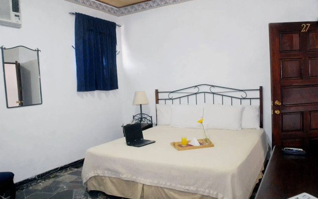 Hotel Santa Elena