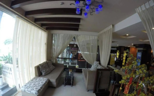 One World Hotel