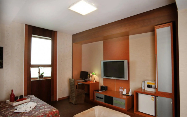 Polaris Hotel