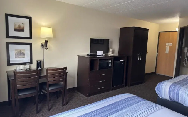 AmericInn Lodge & Suites Northfield