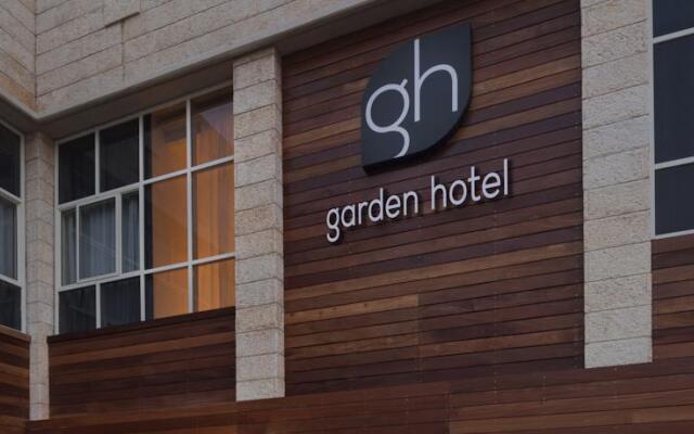 Garden Hotel Хайфа вид на фасад