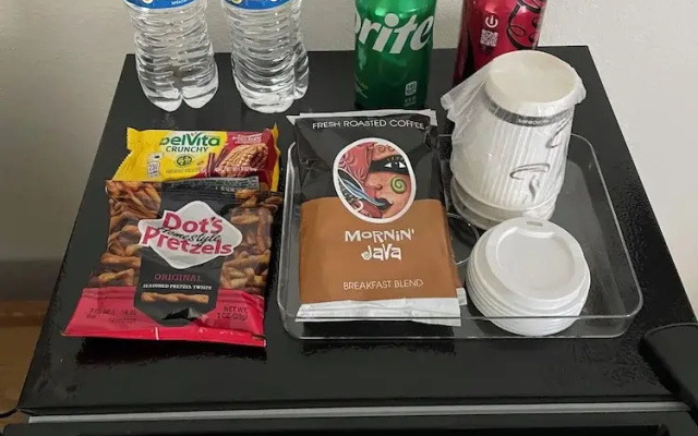 Hygge Inn & Suites
