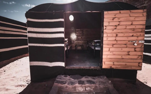 Desert Lovers Camp